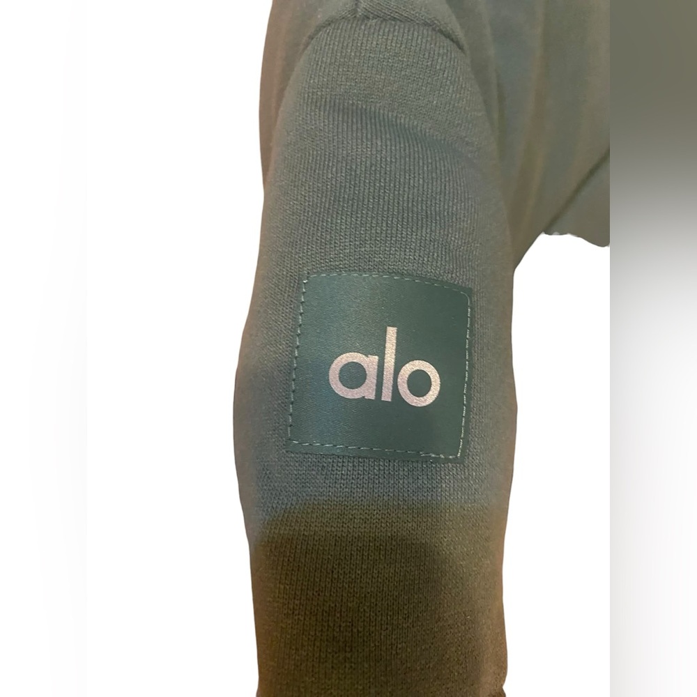 NWT Alo Yoga sweatshirt puffer CLOVER GREEN Size XS - Picture 3 of 5
